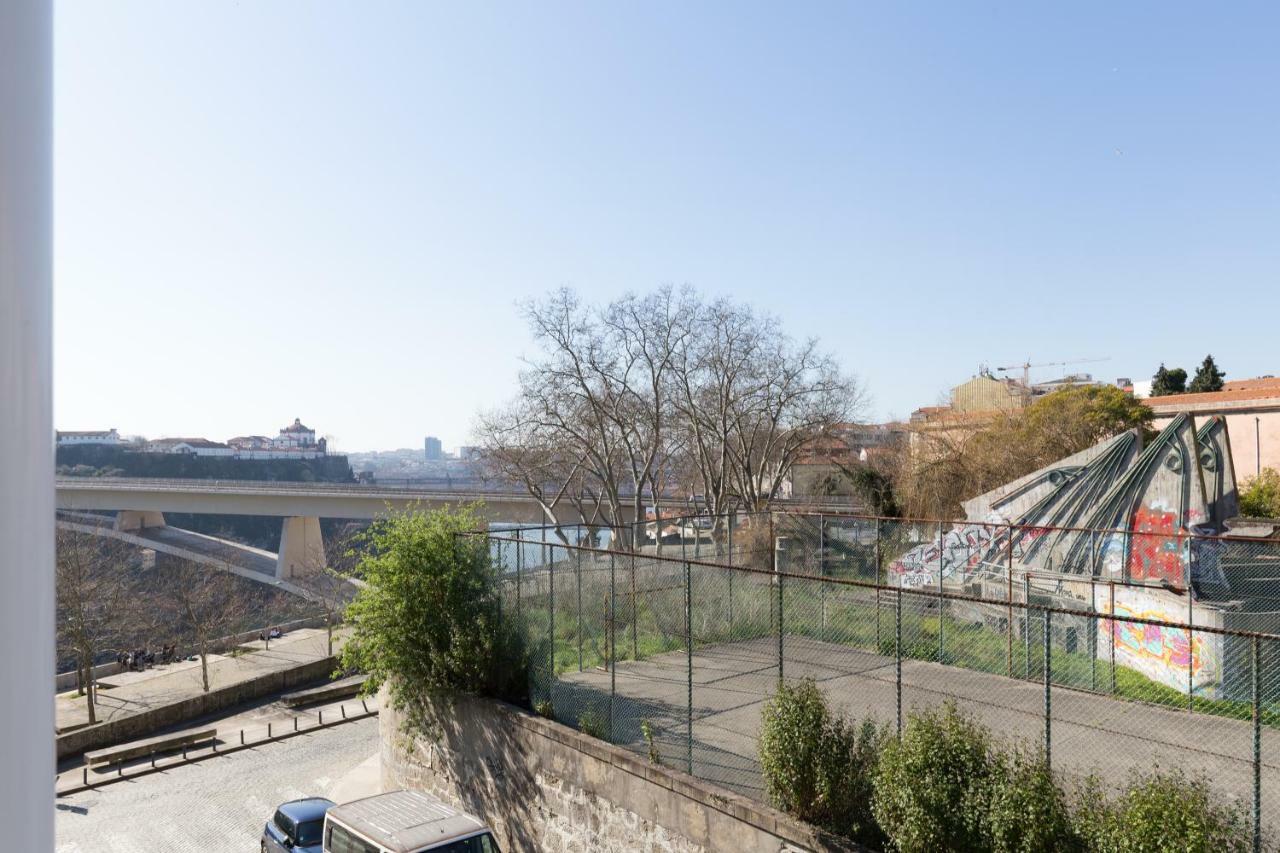 Host Wise - Charming Flat With Netflix - River View Porto Zewnętrze zdjęcie